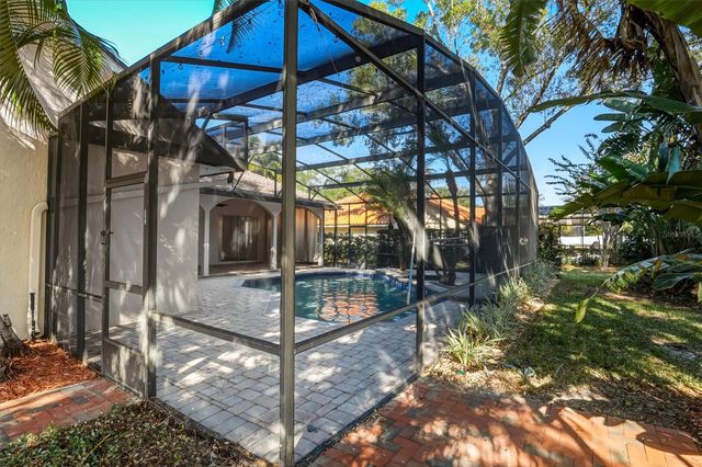 7725 APPLE TREE CIRCLE, Orlando, FL 32819