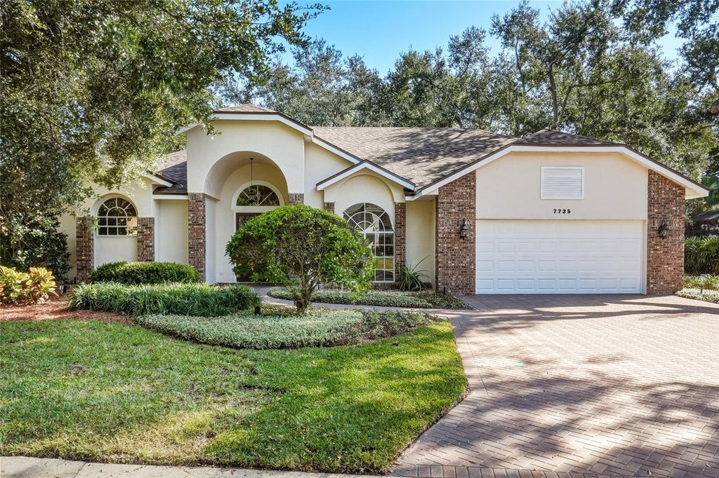 7725 APPLE TREE CIRCLE, Orlando, FL 32819