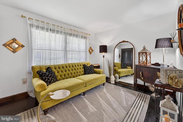 11 INWOOD PL, Aberdeen, NJ 07747
