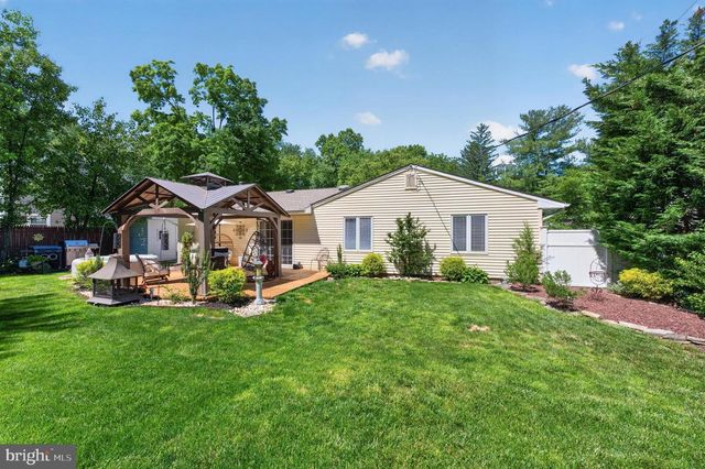 11 INWOOD PL, Aberdeen, NJ 07747