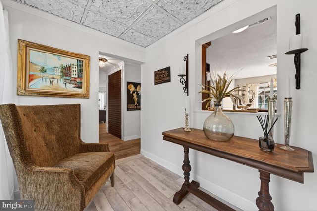 11 INWOOD PL, Aberdeen, NJ 07747