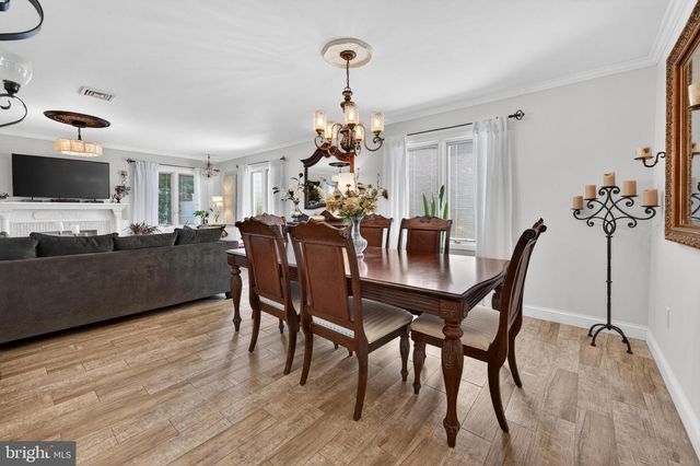 11 INWOOD PL, Aberdeen, NJ 07747