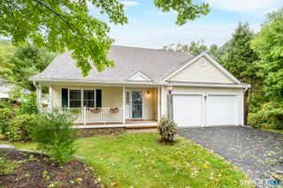 207 Woodlawn Drive 207, Seymour, CT 06483