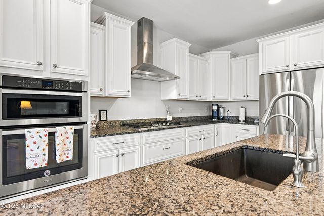 7186 W Cape Final Trail, Marana, AZ 85658