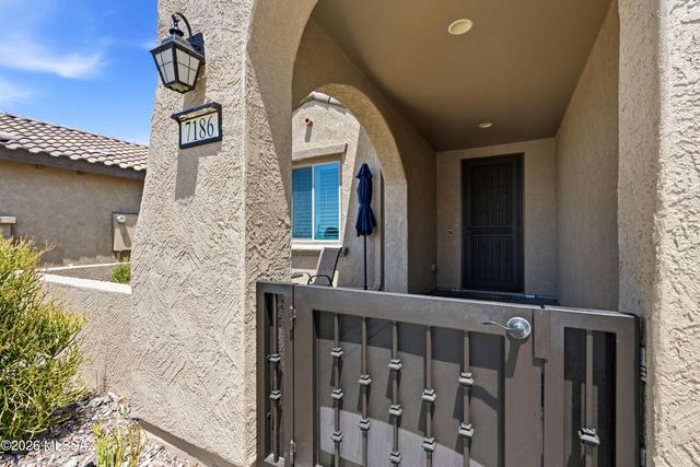 7186 W Cape Final Trail, Marana, AZ 85658