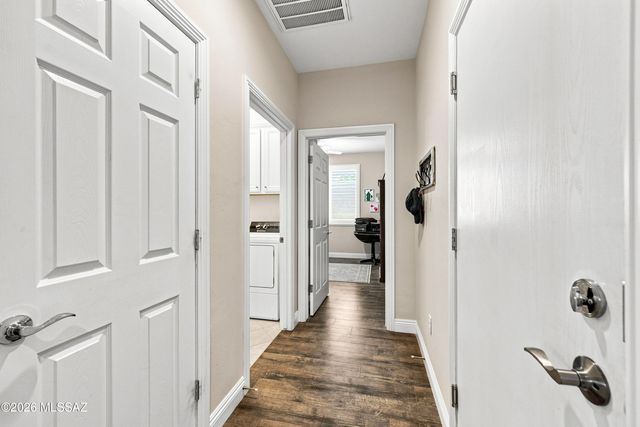 7186 W Cape Final Trail, Marana, AZ 85658