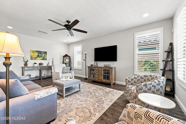 7186 W Cape Final Trail, Marana, AZ 85658