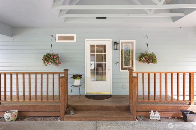 60 Cedar Place, Brinnon, WA 98320