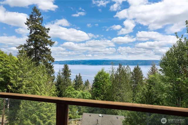 60 Cedar Place, Brinnon, WA 98320