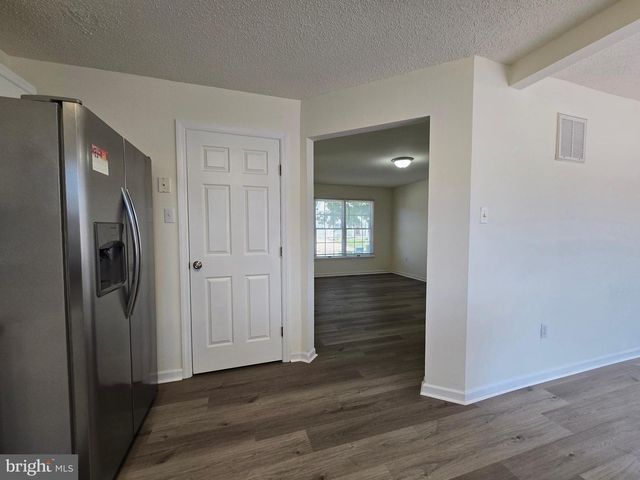 23 LORDSHIP LN, Dover, DE 19901