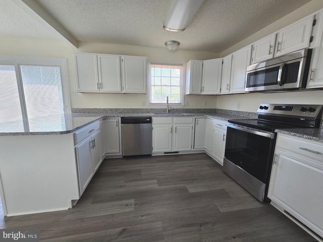 23 LORDSHIP LN, Dover, DE 19901