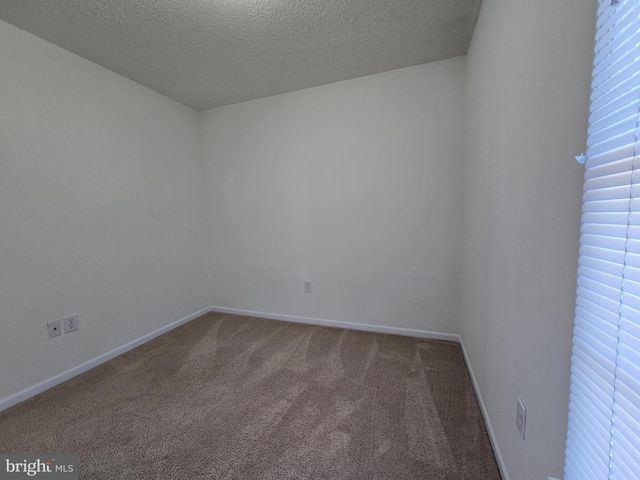 23 LORDSHIP LN, Dover, DE 19901