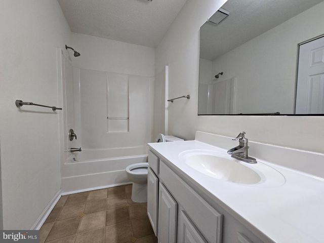 23 LORDSHIP LN, Dover, DE 19901