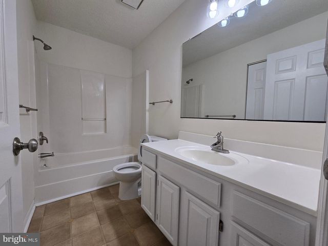 23 LORDSHIP LN, Dover, DE 19901