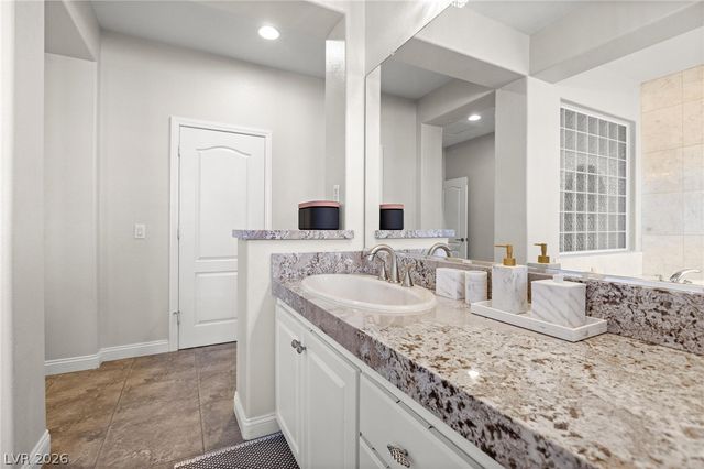 2972 Imperial Purple Court, Las Vegas, NV 89117