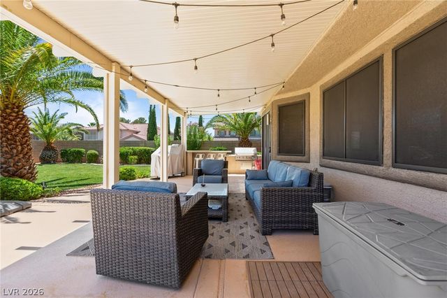 2972 Imperial Purple Court, Las Vegas, NV 89117