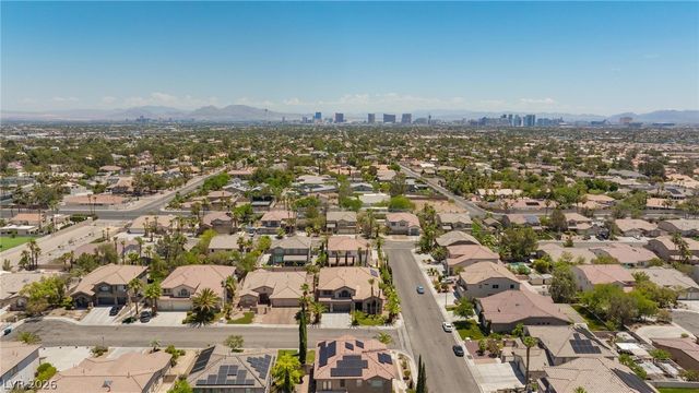 2972 Imperial Purple Court, Las Vegas, NV 89117