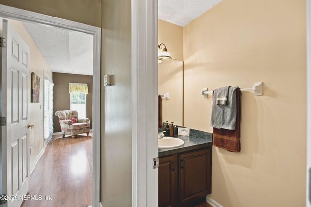 10322 HAMLET GLEN Drive, Jacksonville, FL 32221