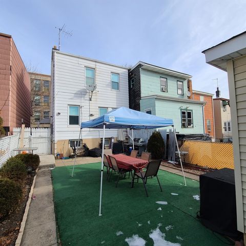 159 62ND ST, West New York, NJ 07093
