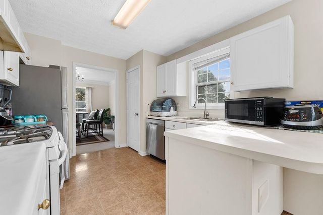 1400 Stampmill Way, Lawrenceville, GA 30043