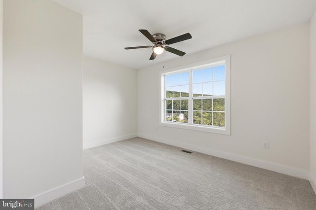 580 DOGWOOD TRL, Harpers Ferry, WV 25425