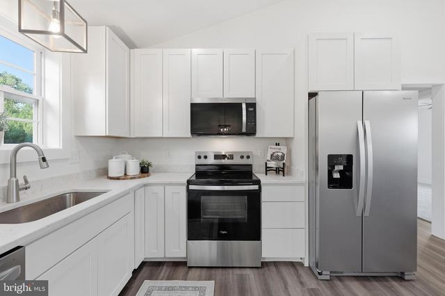 580 DOGWOOD TRL, Harpers Ferry, WV 25425