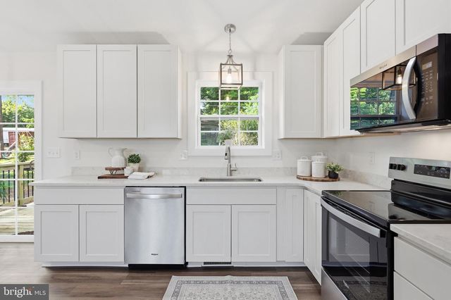 580 DOGWOOD TRL, Harpers Ferry, WV 25425