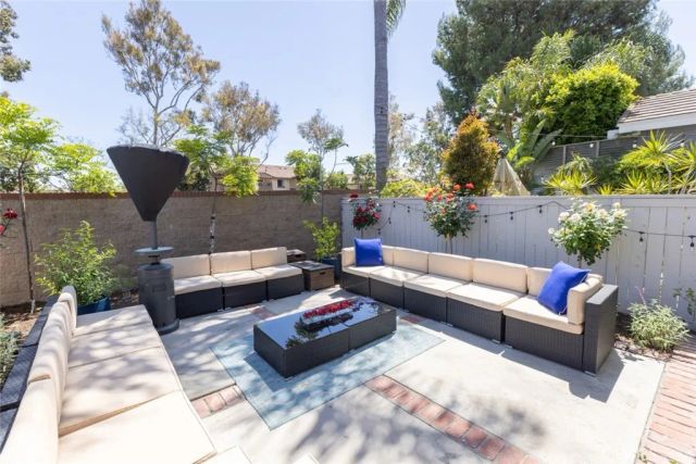 2196 Evergreen, Tustin, CA 92782