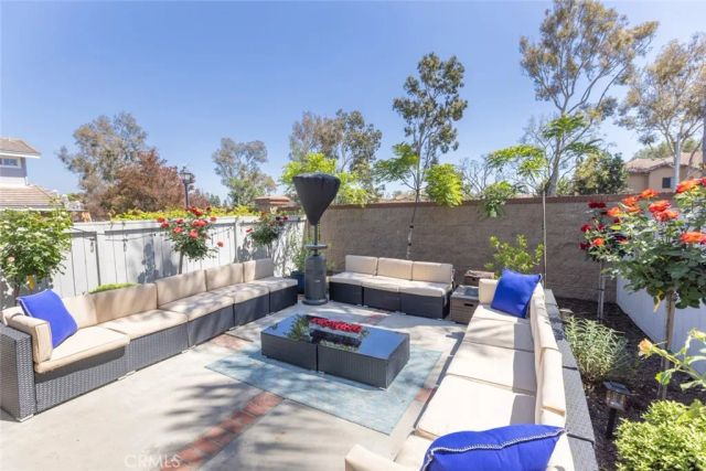 2196 Evergreen, Tustin, CA 92782