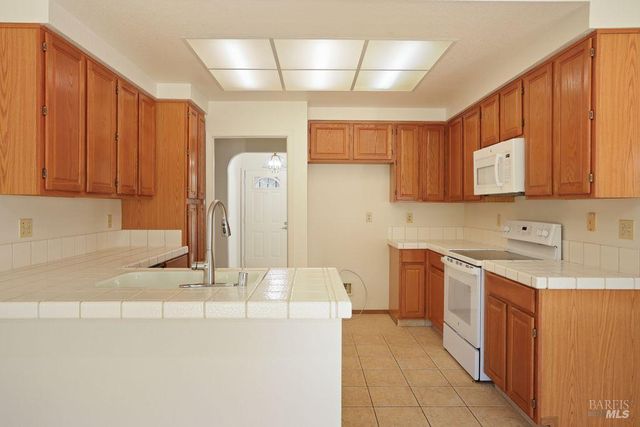 517 BRITANNIA Dr, Vallejo, CA 94591