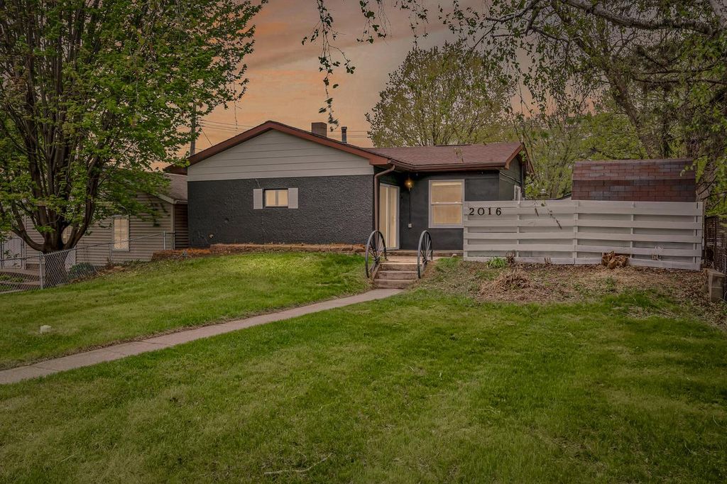 2016 21st PLACE S, La Crosse, WI 54601