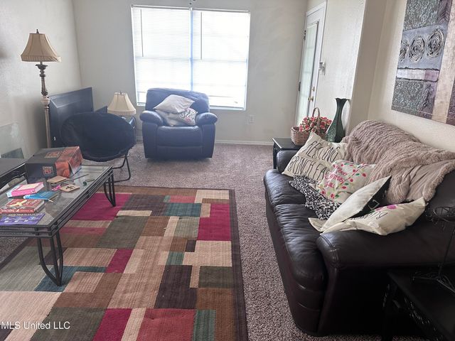 2110 Cleveland Avenue, Pascagoula, MS 39567