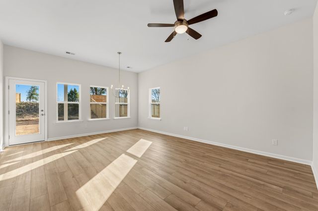 7018 New Horizons Lane, Boiling Springs, SC 29316