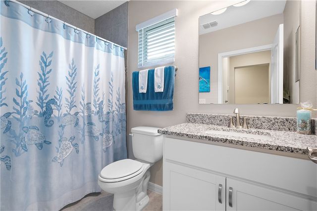6187 Red Maple Manor, Vero Beach, FL 32966