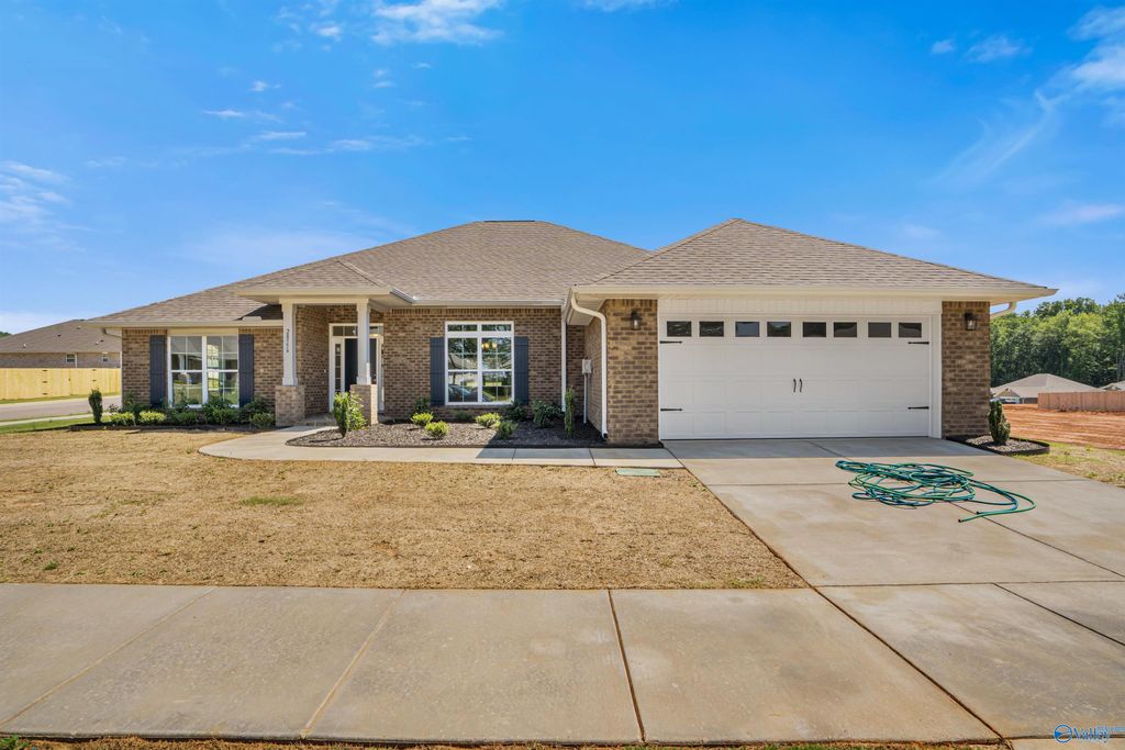 3021 Joseph Drive SE, Decatur, AL 35603