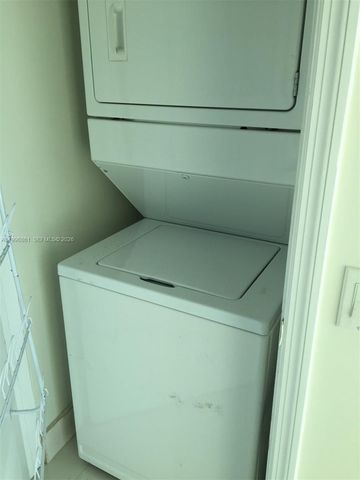 60 SW 13th St 1611, Miami, FL 33130