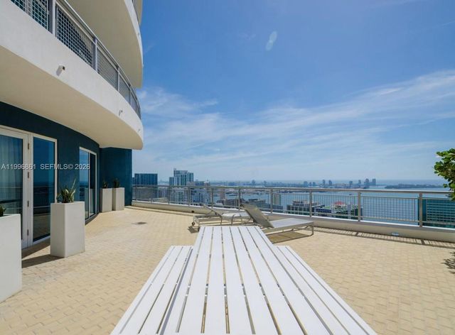 60 SW 13th St 1611, Miami, FL 33130