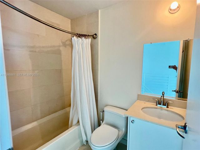 60 SW 13th St 1611, Miami, FL 33130