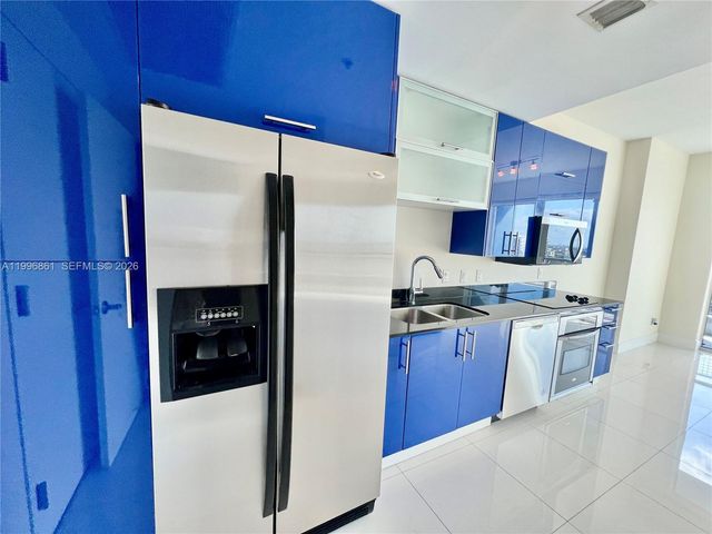 60 SW 13th St 1611, Miami, FL 33130