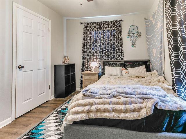 927 E Symmes Street, Norman, OK 73071