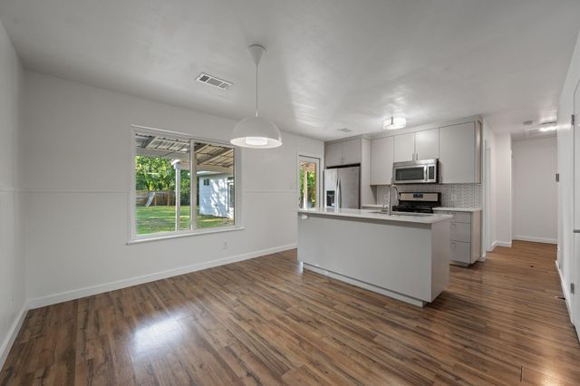 3203 Dolphin DR, Austin, TX 78704