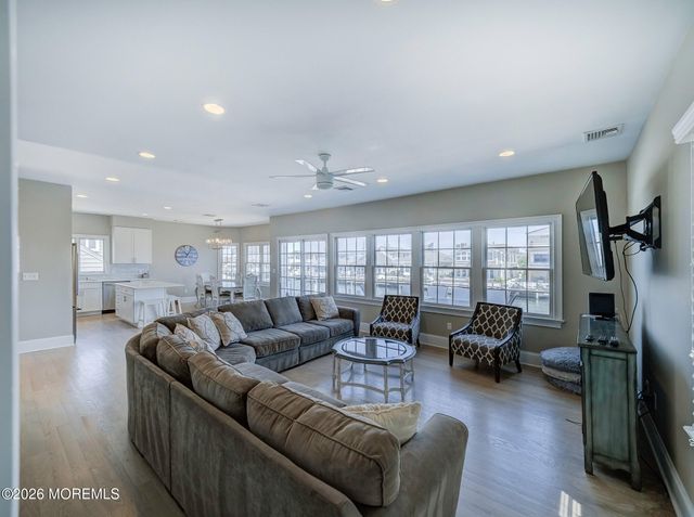 231 Bryn Mawr Avenue, Lavallette, NJ 08735