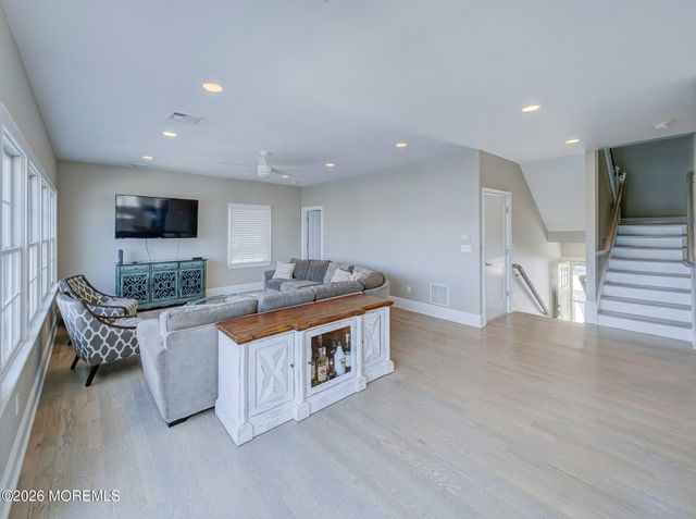 231 Bryn Mawr Avenue, Lavallette, NJ 08735