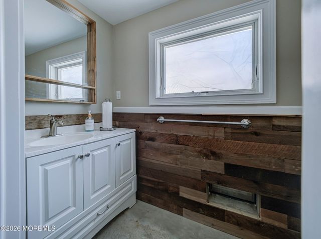 231 Bryn Mawr Avenue, Lavallette, NJ 08735