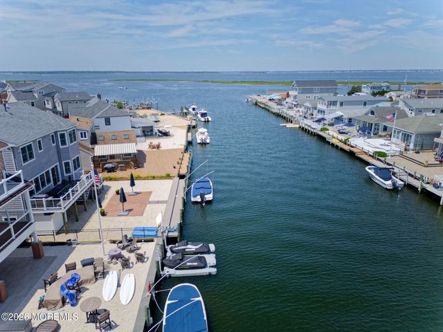 231 Bryn Mawr Avenue, Lavallette, NJ 08735