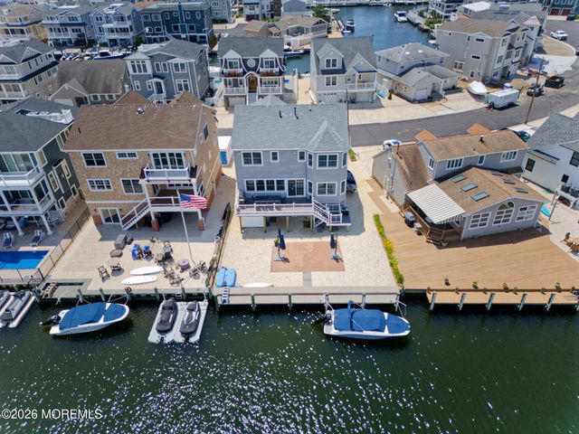 231 Bryn Mawr Avenue, Lavallette, NJ 08735