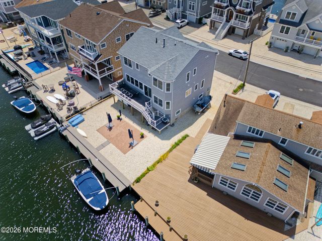 231 Bryn Mawr Avenue, Lavallette, NJ 08735