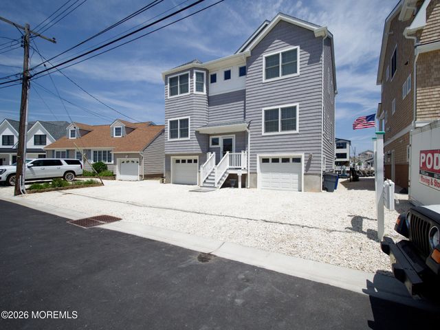 231 Bryn Mawr Avenue, Lavallette, NJ 08735