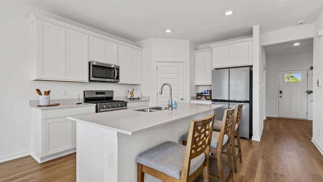 7747 W 107th Place, Crown Point, IN 46307