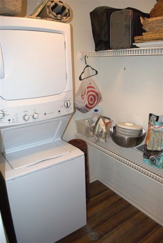 101 Fieldcrest Street 302, Ann Arbor, MI 48103